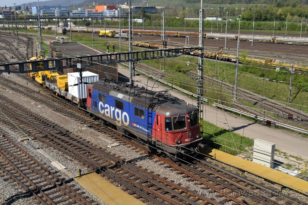 5423-0042-180419.jpg - SBBC Re 420.276-8 (Re 91 85 4 420 276-8 CH-SBBC) / RB Limmattal (Brücke Sandäckerstrasse) 18.4.2019