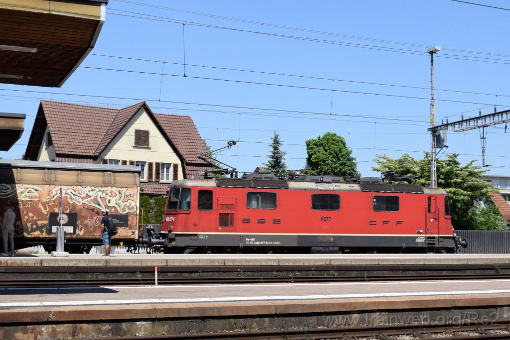 8646-0003-310523.jpg - SBBC Re 4/4'' 11277 (Re 420.277-6)  (Re 91 85 4 420 277-6 CH-SBBC) / Lenzburg 31.5.2023