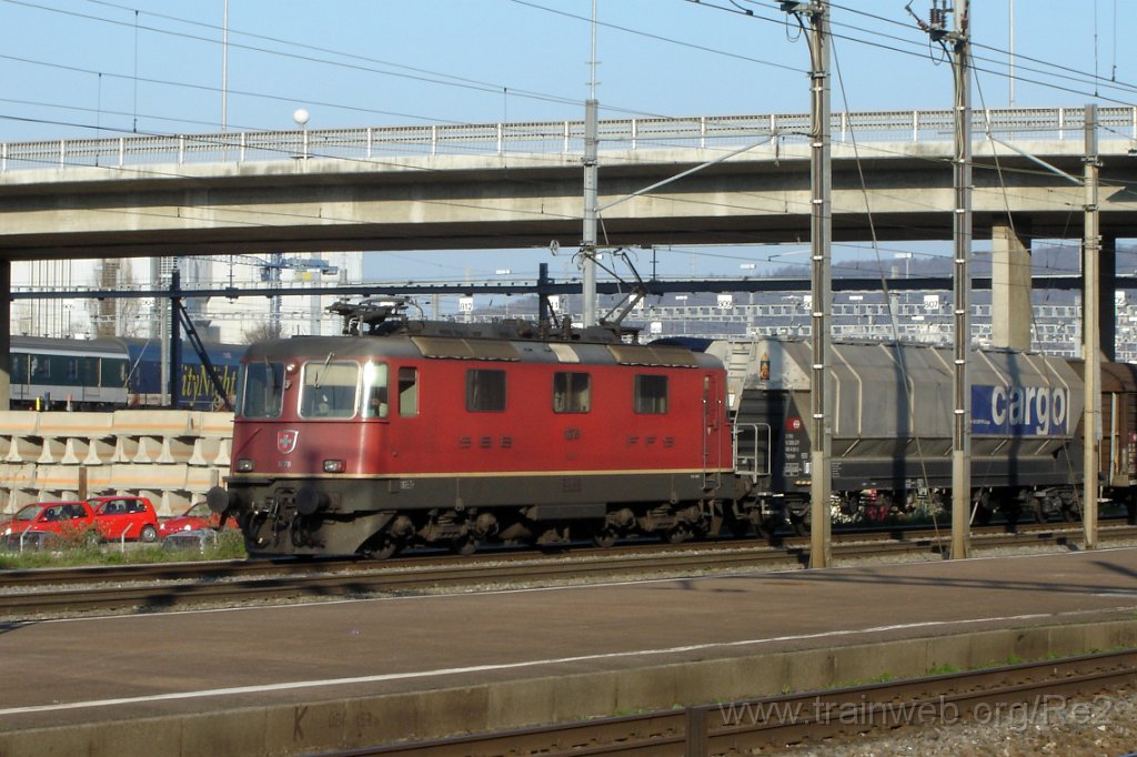 1026-0049-040405.jpg - SBB-CFF Re 4/4'' 11278 / Zürich-Altstetten 4.4.2005