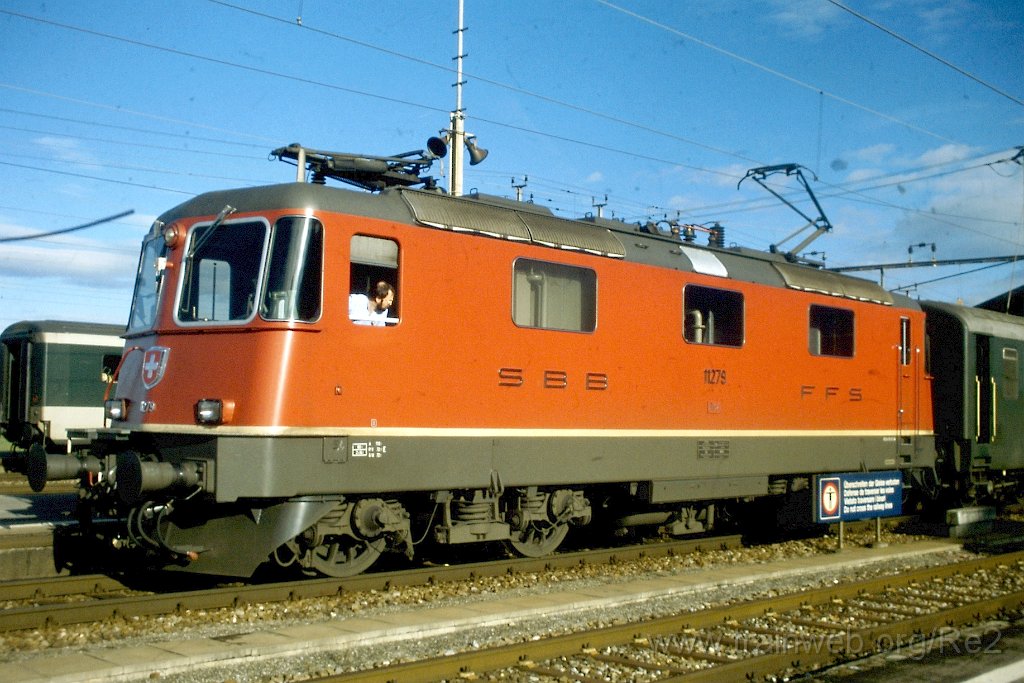 0698-0014.jpg - SBB-CFF Re 4/4'' 11279 / Pfäffikon SZ 7.1.1998