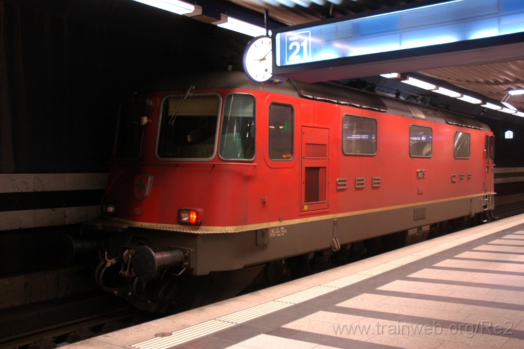 2057-0016-180111.jpg - SBB-CFF Re 4/4'' 11279 / Zürich HB (Museumstrasse) 18.1.2011