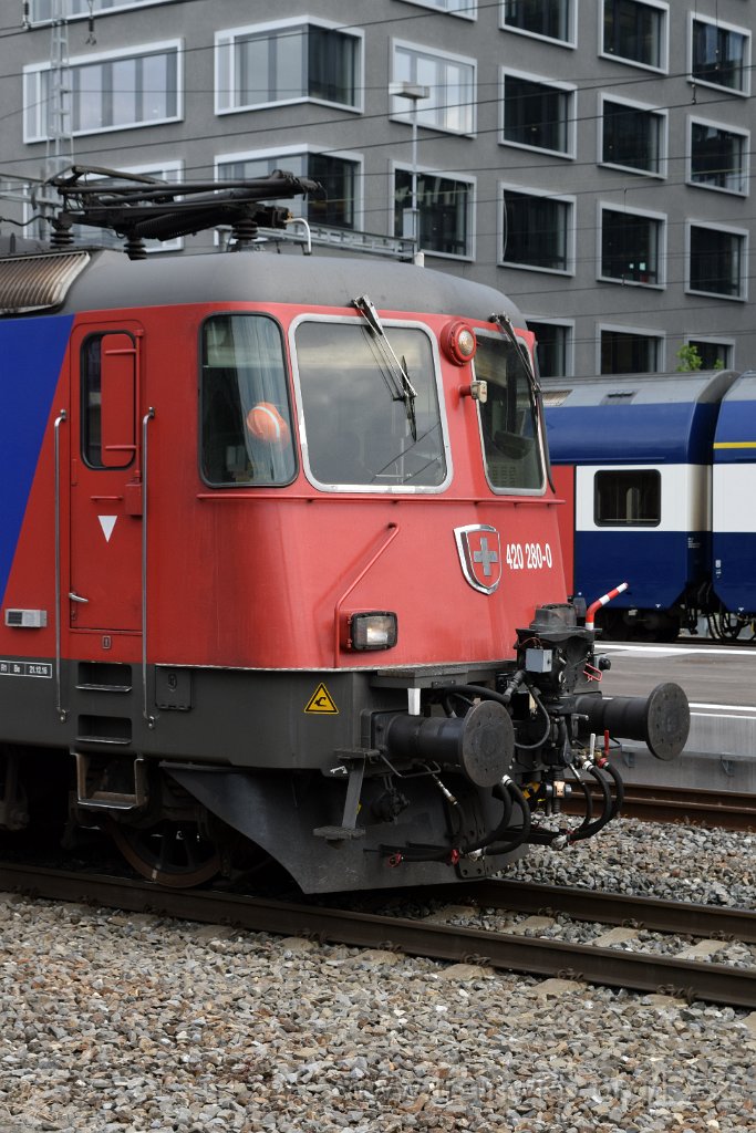 5579-0030-210619.jpg - SBBC Re 420.280-0 ''En avant toute!'' (Re 91 85 4 420 280-0 CH-SBBC) / Zürich-Altstetten 21.6.2019