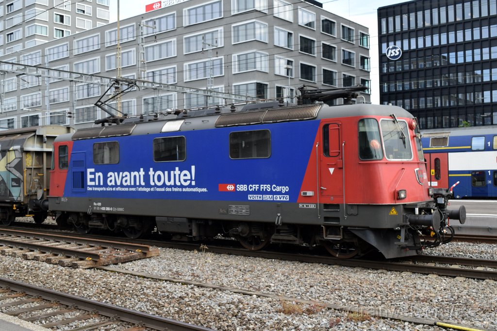 5579-0033-210619.jpg - SBBC Re 420.280-0 ''En avant toute!'' (Re 91 85 4 420 280-0 CH-SBBC) / Zürich-Altstetten 21.6.2019