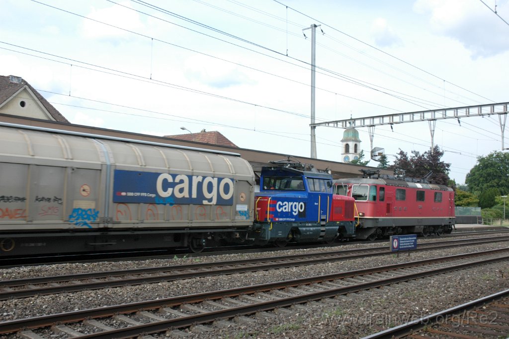 3209-0046-230714.jpg - SBB-CFF Re 4/4'' 11286 + SBBC Eem 923.006-1 ''Born'' (Eem 97 85 1 923 006-1 CH-SBBC) / Rupperswil 23.7.2014
