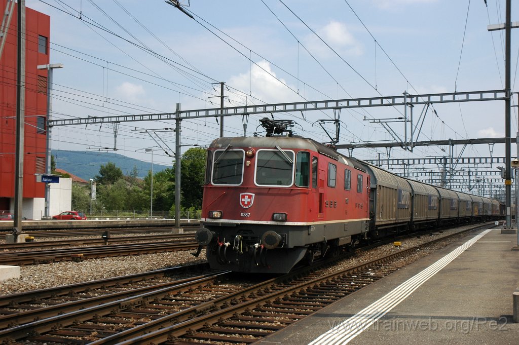 1945-0013-220710.jpg - SBB-CFF Re 4/4'' 11287 / Aarau 22.7.2010