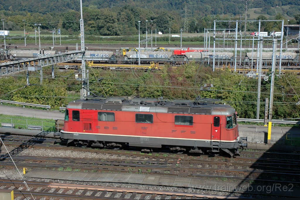 2207-0018-260911.jpg - SBB-CFF Re 4/4'' 11287 / RB Limmattal (Brücke Sandäckerstrasse) 26.9.2011