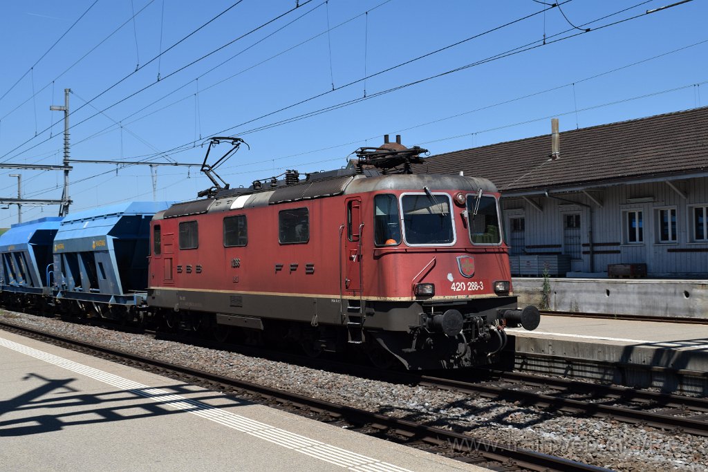 5035-0039-200618.jpg - SBBC Re 4/4'' 11288 (Re 420.288-3)  (Re 91 85 4 420 288-3 CH-SBBC) / Wil 20.6.2018