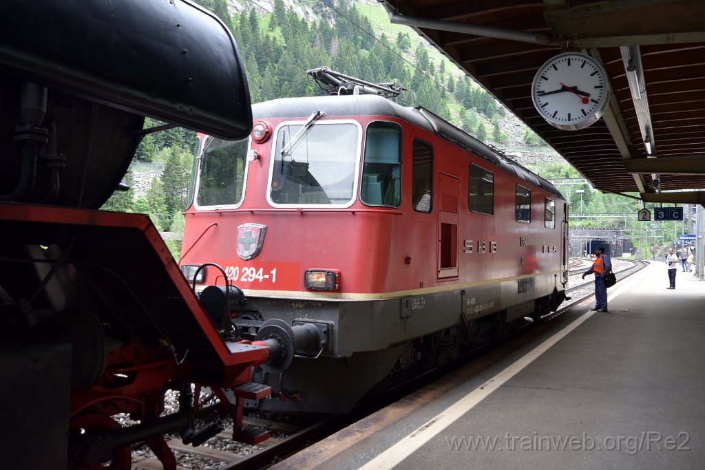 4490-0041-030617.jpg - SBBC Re 4/4'' 11294 (Re 420.294-1)  (Re 91 85 4 420 294-1 CH-SBBC) / Göschenen 3.6.2017