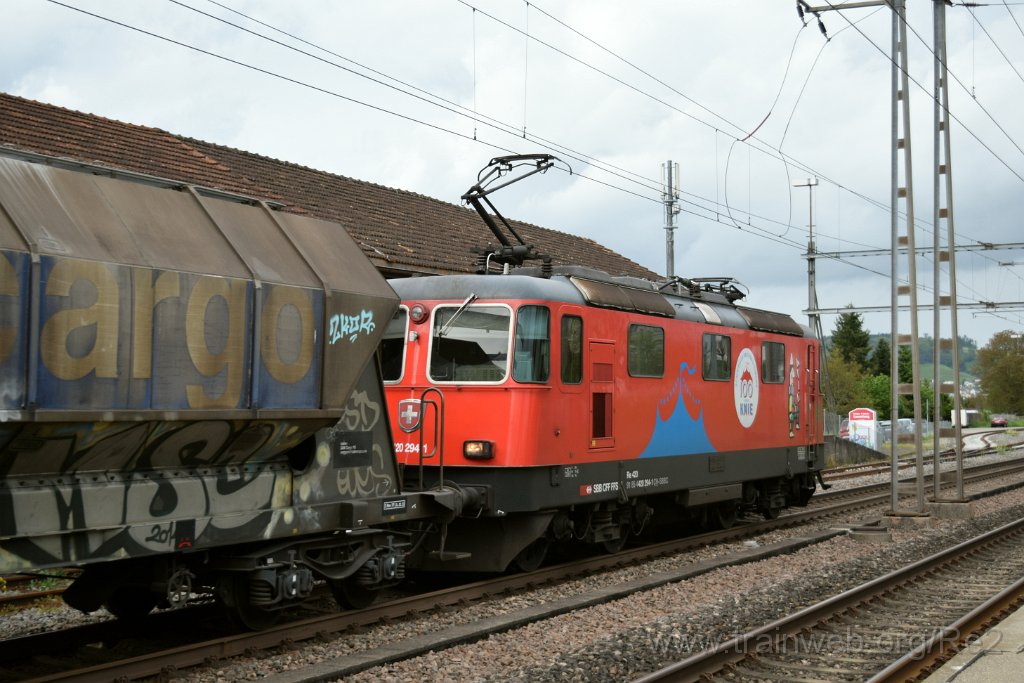 8530-0047-100523.jpg - SBBC Re 420.294-1 ''100 ans Cirque Knie'' (Re 91 85 4 420 294-1 CH-SBBC) / Sirnach 10.5.2023