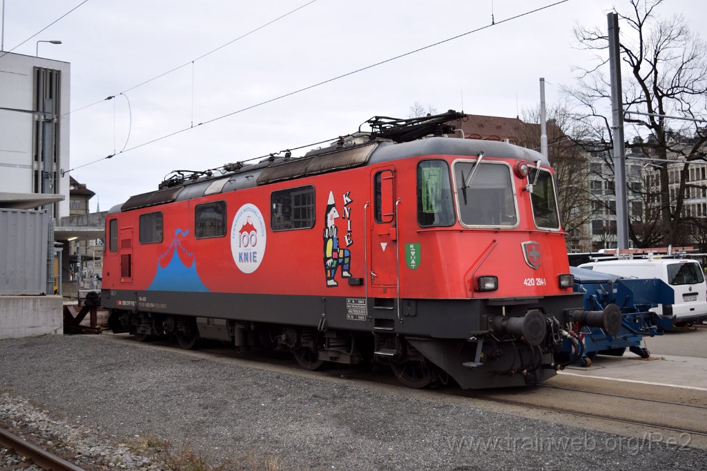 8965-0046-100224.jpg - SBBC Re 420.294-1 ''100 ans Cirque Knie'' (Re 91 85 4 420 294-1 CH-SBBC) / St.Gallen HB 10.2.2024