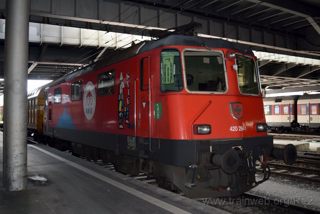 8979-0030-020324.jpg - SBBC Re 420.294-1 ''100 ans Cirque Knie'' (Re 91 85 4 420 294-1 CH-SBBC) / Chur 2.3.2024