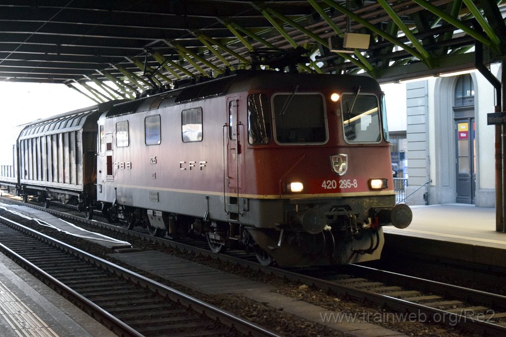 4022-0036-180716.jpg - SBBC Re 4/4'' 11295 (Re 420.295-8)  (Re 91 85 4 420 295-8 CH-SBBC) / Winterthur 18.7.2016