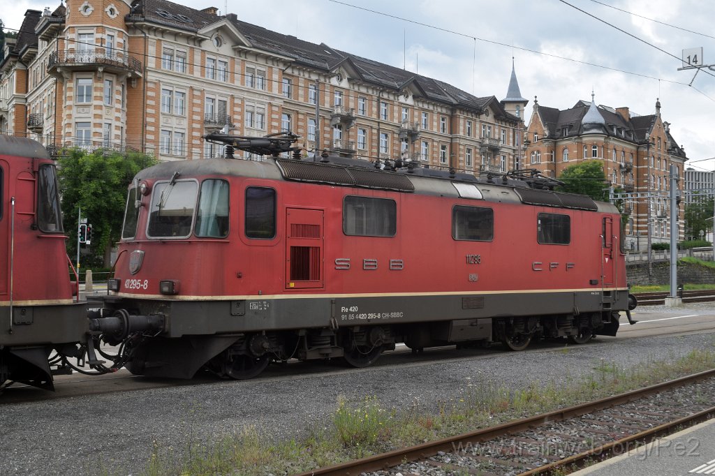 9925-0037-010825.jpg - SBBC Re 4/4'' 11295 (Re 420.295-8)  (Re 91 85 4 420 295-8 CH-SBBC) / St.Gallen HB 1.8.2025