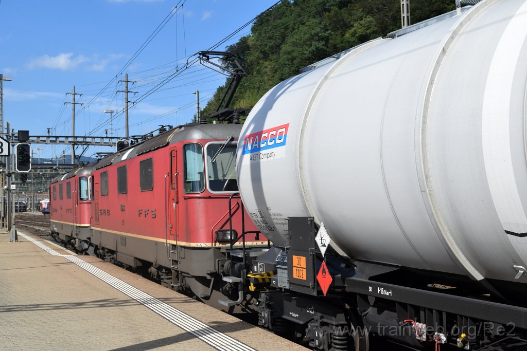 4079-0021-030816.jpg - SBBC Re 4/4'' 11296 (Re 420.296-6)  (Re 91 85 4 420 296-6 CH-SBBC) + SBB-CFF Re 4/4'' 11263 / Olten 3.8.2016