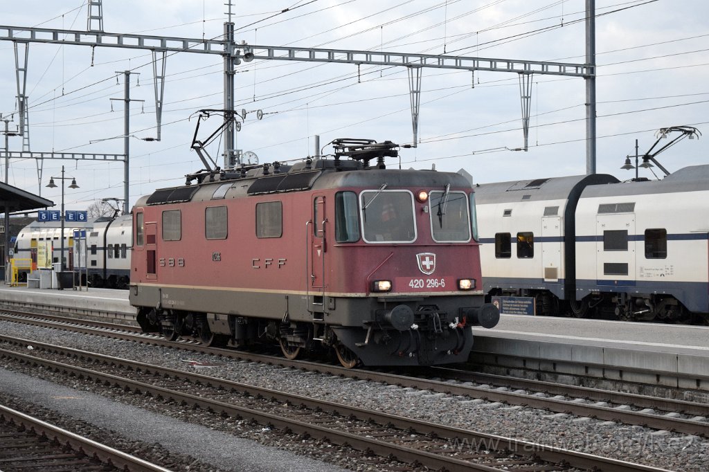 4366-0007-220217.jpg - SBBC Re 4/4'' 11296 (Re 420.296-6)  (Re 91 85 4 420 296-6 CH-SBBC) / Pfäffikon SZ 22.2.2017
