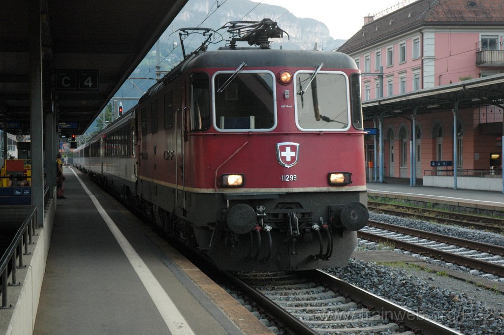 3215-0013-240714.jpg - SBB-CFF Re 4/4'' 11299 / Brunnen 24.7.2014