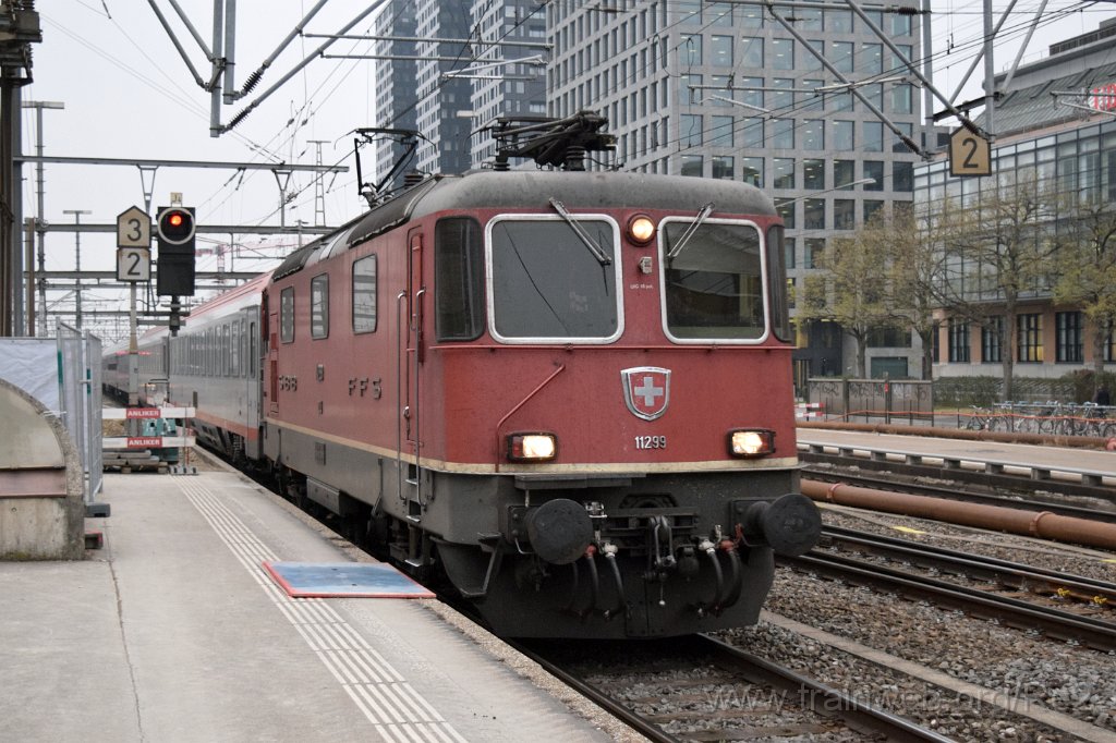 5214-0040-211118.jpg - SBB-CFF Re 4/4'' 11299 (Re 420.299-0)  (Re 91 85 4 420 299-0 CH-SBB) / Zürich-Altstetten 21.11.2018