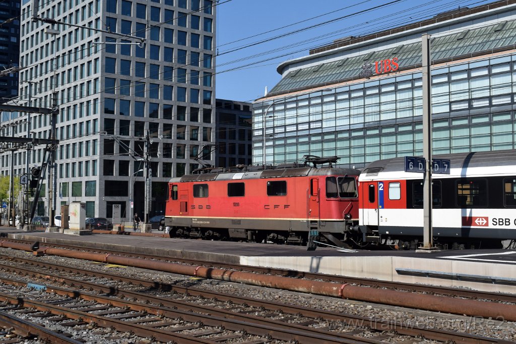 7169-0047-300920.jpg - SBB-CFF Re 4/4'' 11299 (Re 420.299-0)  (Re 91 85 4 420 299-0 CH-SBB) / Zürich-Altstetten 30.9.2020