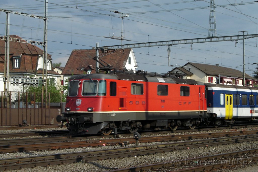 1329-0008-030507.jpg - SBB-CFF Re 4/4'' 11300 / Dietikon 3.5.2007