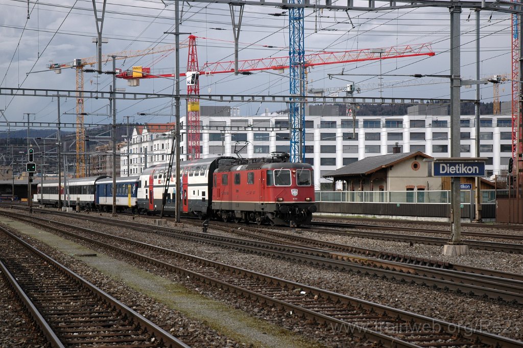 2743-0026-120413.jpg - SBB-CFF Re 4/4'' 11300 / Dietikon 12.4.2013