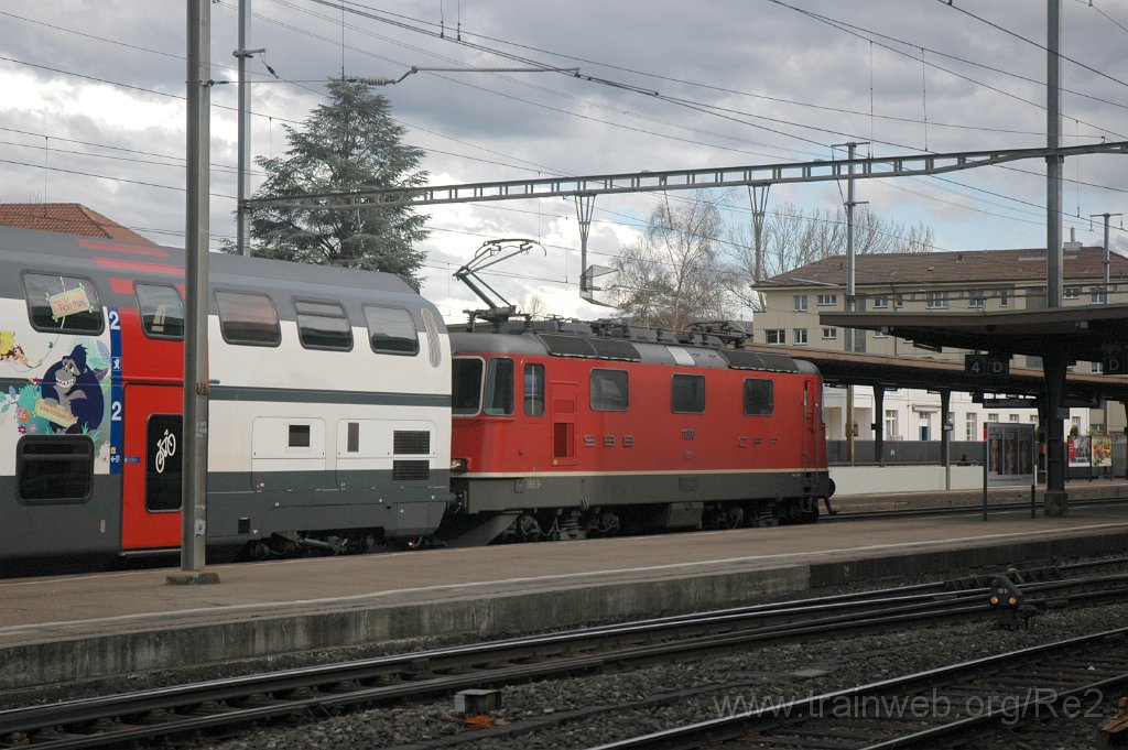 2743-0037-120413.jpg - SBB-CFF Re 4/4'' 11300 / Dietikon 12.4.2013