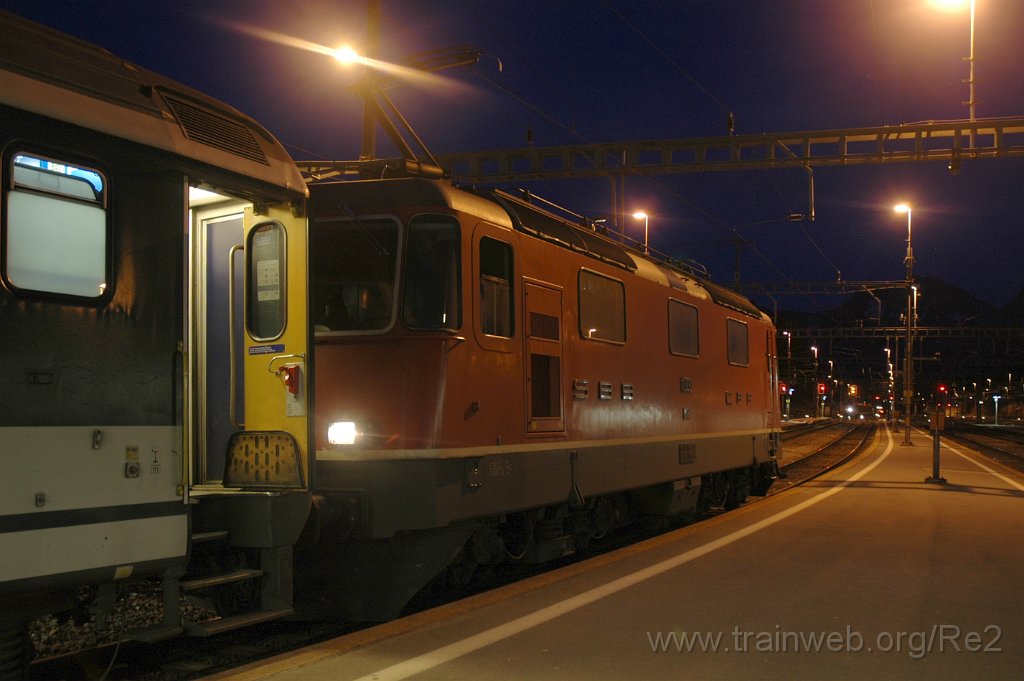 2766-0026-150413.jpg - SBB-CFF Re 4/4'' 11300 / Arth-Goldau 15.4.2013