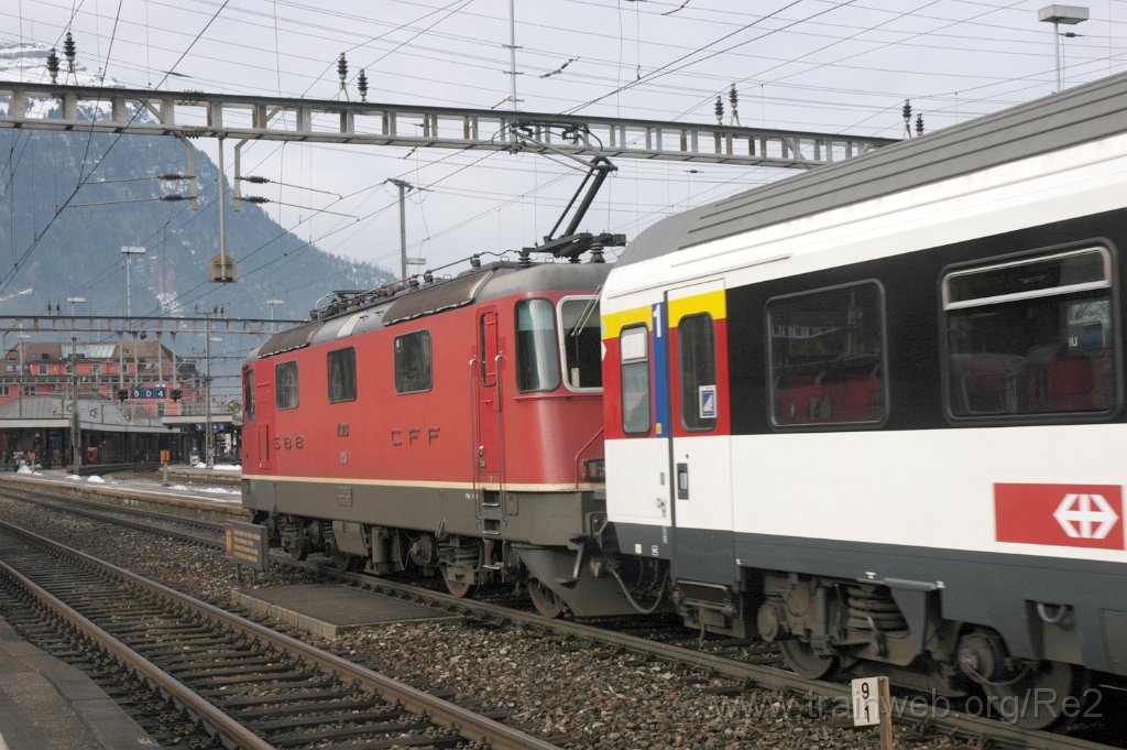 3444-0015-070115.jpg - SBB-CFF Re 4/4'' 11303 / Arth-Goldau 7.1.2015
