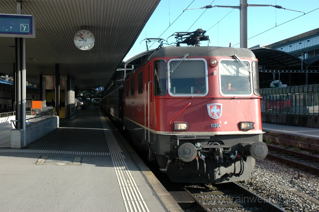 2590-0006-290812.jpg - SBB-CFF Re 4/4'' 11304 / Luzern 29.8.2012