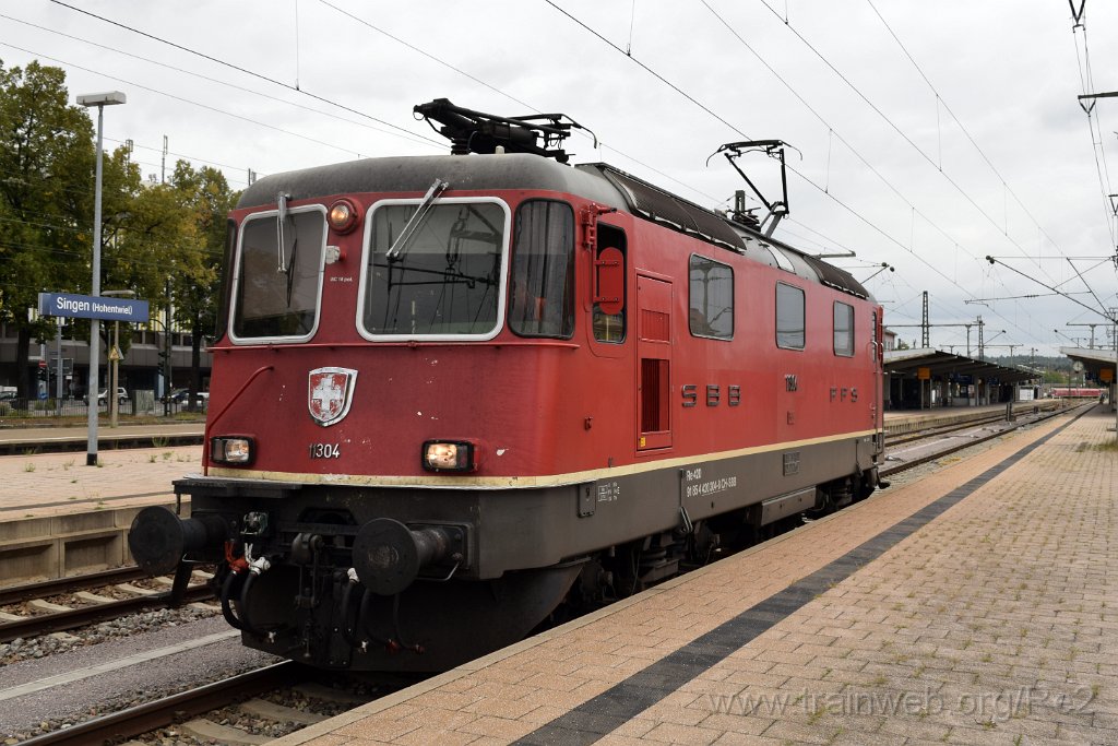 4650-0047-070917.jpg - SBB-CFF Re 4/4'' 11304 (Re 420.304-8)  (Re 91 85 4 420 304-8 CH-SBB) / Singen (Htw) 7.9.2017