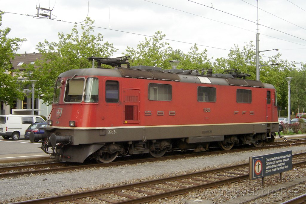 1367-0011-100807.jpg - SBB-CFF Re 4/4'' 11306 / Schwerzenbach ZH 6.8.2007