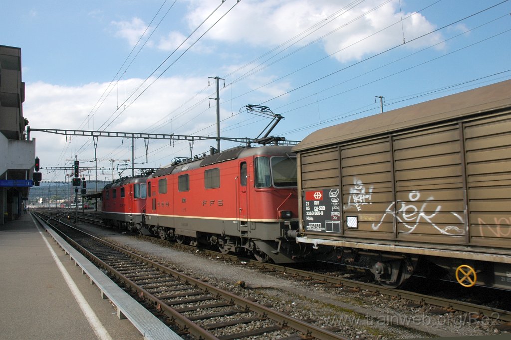 1930-0030-150710.jpg - SBB-CFF Re 4/4''' 11359 + SBB-CFF Re 4/4'' 11306 / Dietikon 15.7.2010
