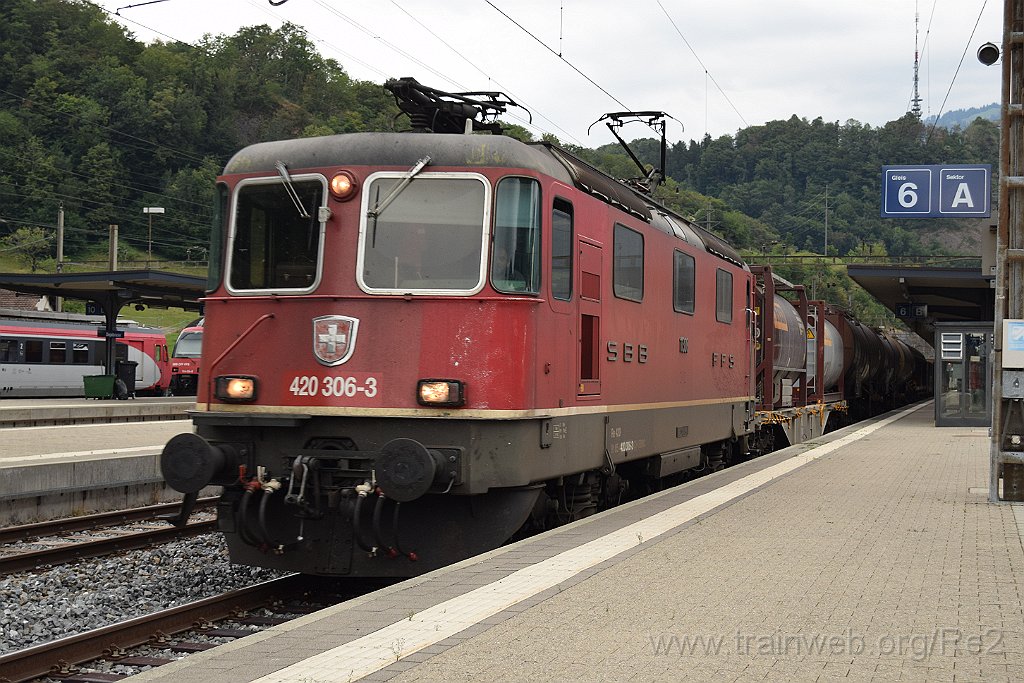 5057-0037-100718.jpg - SBBC Re 4/4'' 11306 (Re 420.306-3)  (Re 91 85 4 420 306-3 CH-SBBC) / Ziegelbrücke 10.7.2018
