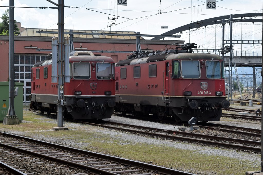 9258-0038-010824.jpg - SBB-CFF Re 4/4'' 11143 (Re 420.143-0)  (Re 91 85 4 420 143-0 CH-SBB) + SBBC Re 4/4'' 11306 (Re 420.306-3)  (Re 91 85 4 420 306-3 CH-SBBC) / Chur (Dépot) 1.8.2024