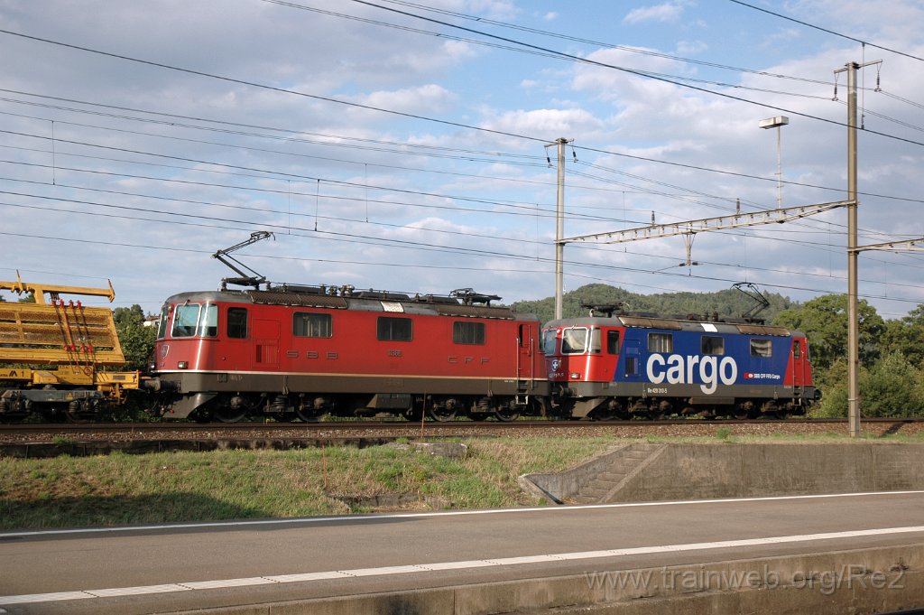 2908-0049-140813.jpg - SBBC Re 420.310-5 + SBB-CFF Re 4/4''' 11368 / Killwangen-Spreitenbach 14.8.2013