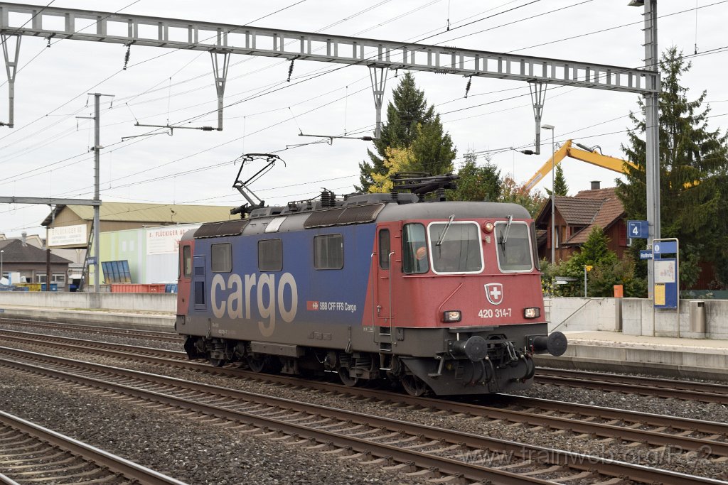 4676-0001-041017.jpg - SBBC Re 420.314-7 (Re 91 85 4 420 314-7 CH-SBBC) / Rothrist 4.10.2017