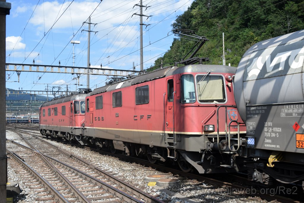 4072-0016-030816.jpg - SBBC Re 6/6 11606 (Re 620.006-7)  ''Turgi'' (Re 91 85 4 620 006-7 CH-SBBC) + SBB-CFF Re 4/4'' 11316 / Olten 3.8.2016