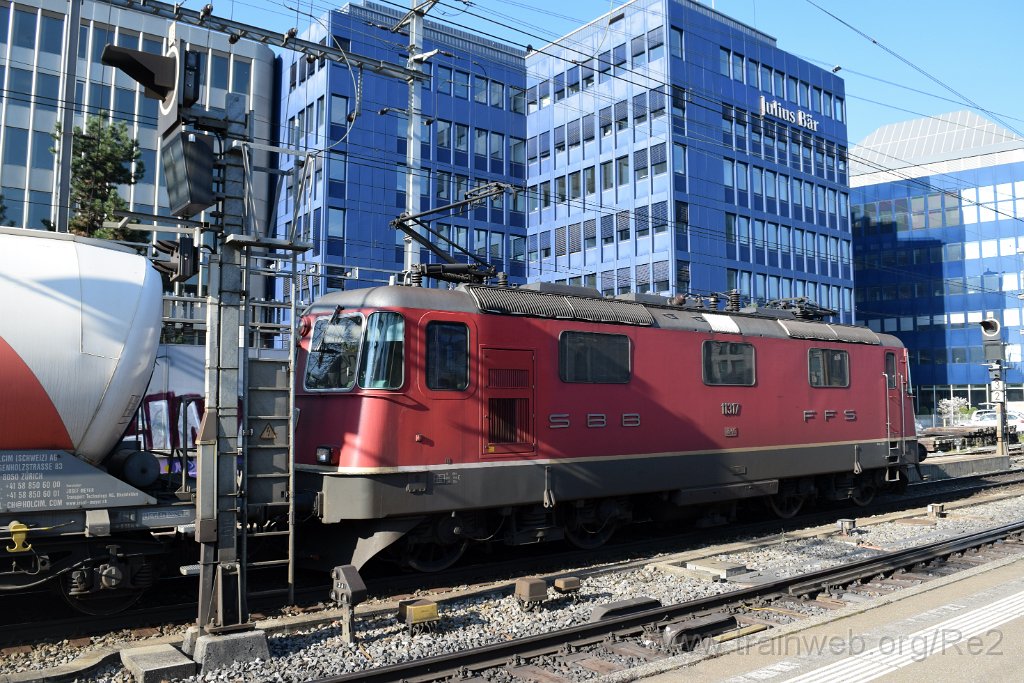 3863-0032-110416.jpg - SBB-CFF Re 4/4'' 11317 / Zürich-Altstetten 11.4.2016