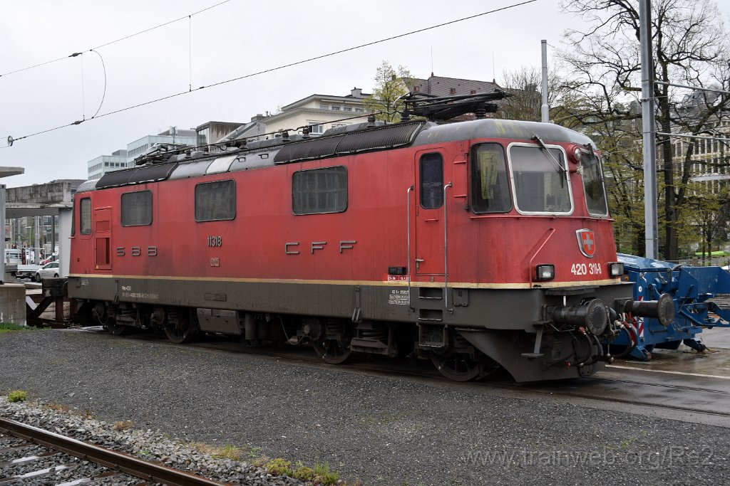 8476-0020-200423.jpg - SBBC Re 4/4'' 11318 / Re 420.318-8 (Re 91 85 4 420 318-8 CH-SBBC) / St.Gallen HB 20.4.2023