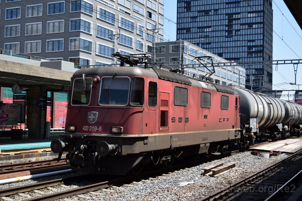 5618-0046-160719.jpg - SBBC Re 4/4'' 11319 (Re 420.319-6)  (Re 91 85 4 420 319-6 CH-SBBC) / Zürich-Altstetten 16.7.2019