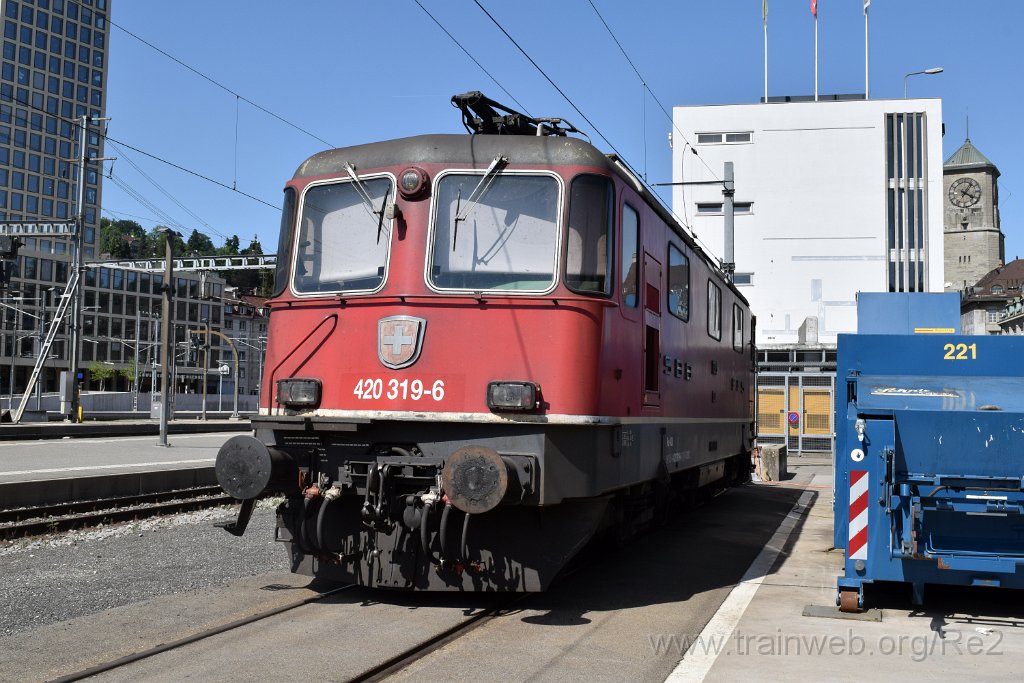 8021-0045-040622.jpg - SBBC Re 4/4'' 11319 (Re 420.319-6)  (Re 91 85 4 420 319-6 CH-SBBC) / St.Gallen HB 4.6.2022