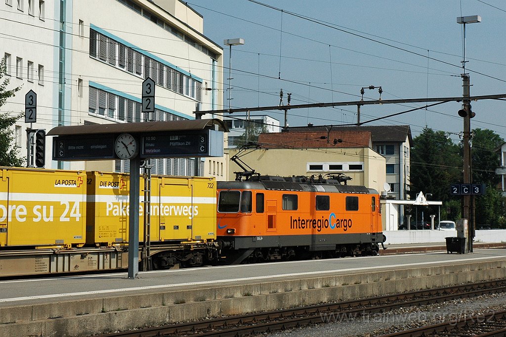 1916-0001-010710.jpg - SBB-CFF Re 4/4'' 11320 / RLAG ''InterRegio Cargo'' / Effretikon 1.7.2010