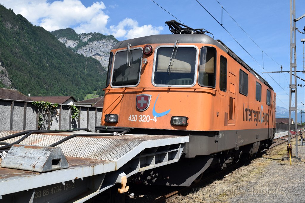 4484-0036-030617.jpg - SBBC Re 420.320-4 ''InterRegio Cargo'' (Re 91 85 4 420 320-4 CH-SBBC) / Erstfeld (Abstellgruppe) 3.6.2017
