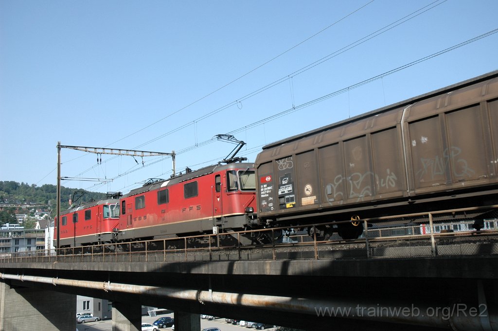 2468-0019-290612.jpg - SBB-CFF Re 4/4'' 11179 + SBB-CFF Re 4/4'' 11321 / Zürich (Käferbergbrücke) 29.6.2012