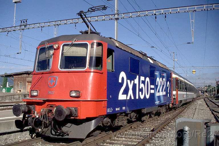 0783-03w.jpg - SBB-CFF Re 4/4'' 11322 ''2x150=222?'' / Zürich-Tiefenbrunnen 3.9.1999