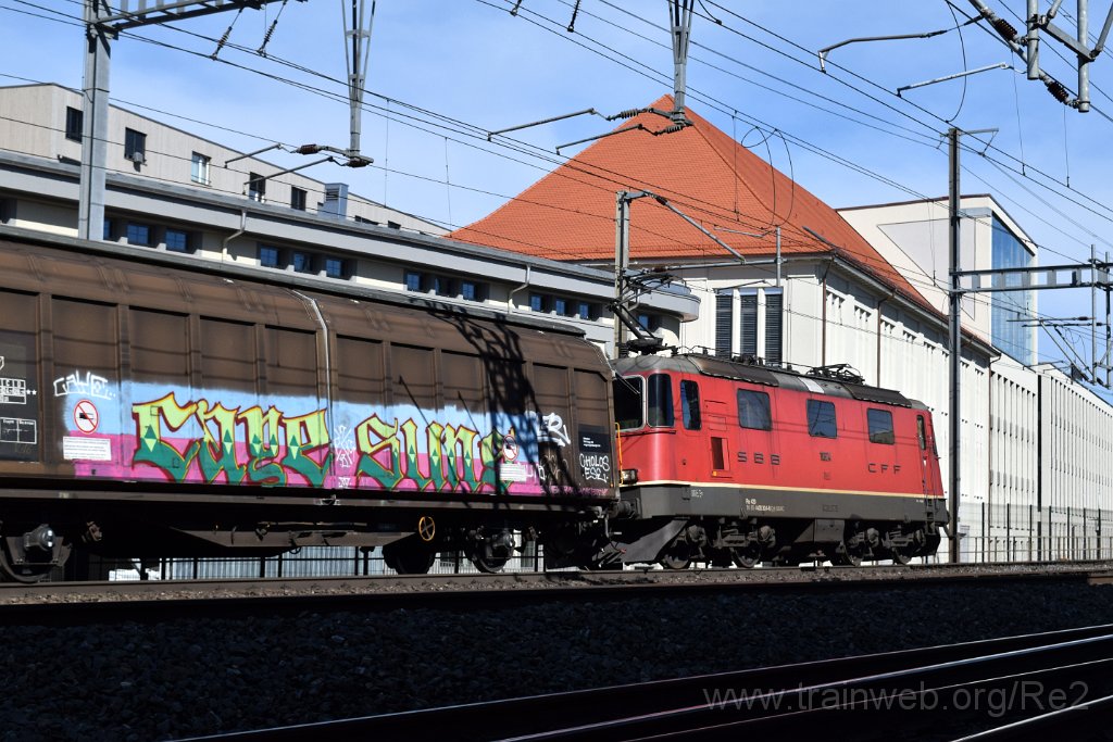 4900-0021-120418.jpg - SBBC Re 4/4'' 11324 (Re 420.324-6)  (Re 91 85 4 420 324-6 CH-SBBC) / Lenzburg 12.4.2018