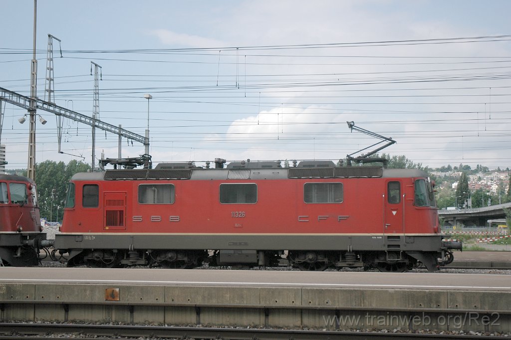 1667-0010-220509.jpg - SBB-CFF Re 4/4'' 11326 / Zürich-Altstetten 22.5.2009