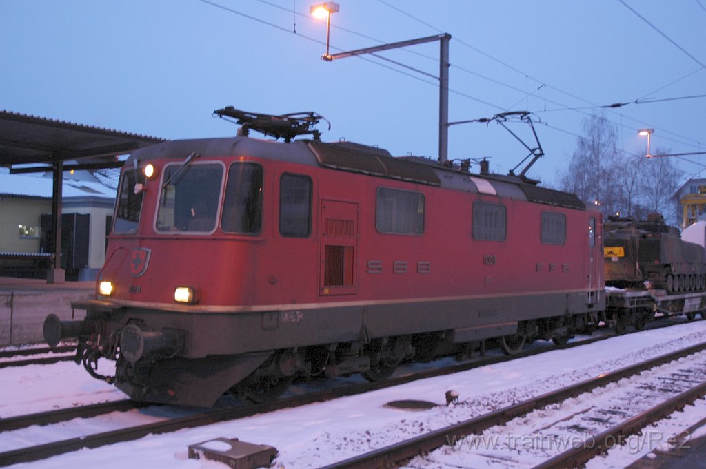 1810-0028-270110.jpg - SBB-CFF Re 4/4'' 11328 / Wetzikon 27.1.2010