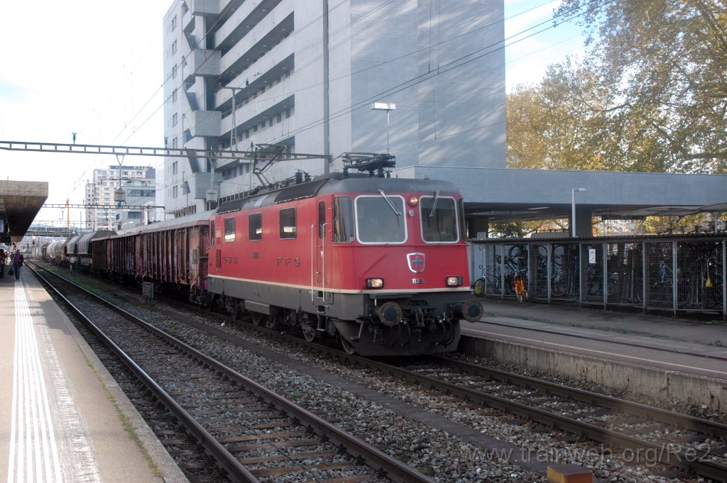 3367-0016-151014.jpg - SBB-CFF Re 4/4'' 11328 / Zürich-Altstetten 15.10.2014