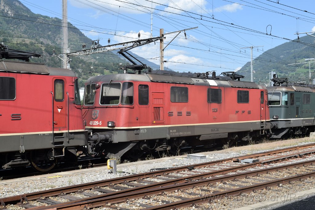 4610-0023-290817.jpg - SBBC Re 4/4'' 11329 (Re 420.329-5)  (Re 91 85 4 420 329-5 CH-SBBC) / Brig 29.8.2017