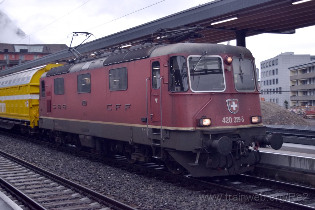 5665-0019-120819.jpg - SBBC Re 4/4'' 11329 (Re 420.329-5)  (Re 91 85 4 420 329-5 CH-SBBC) / Arth-Goldau 12.8.2019